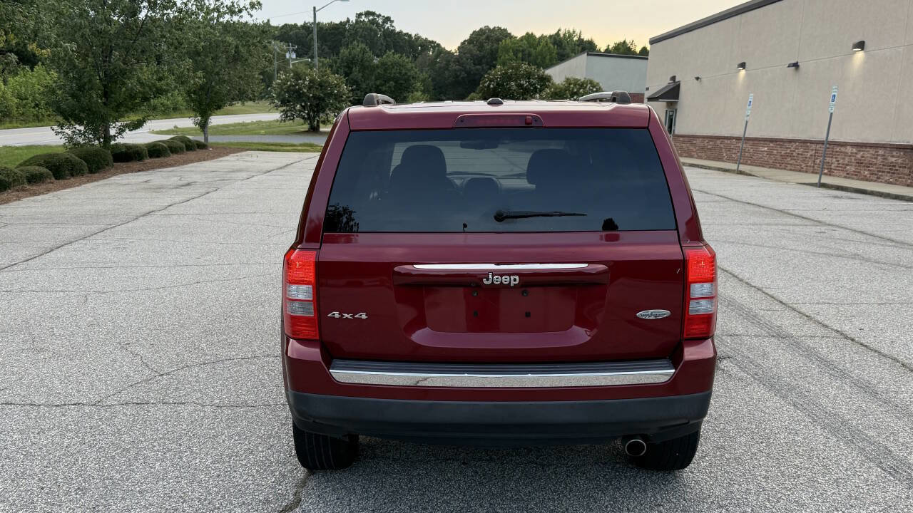 Used 2017 Jeep Patriot High Altitude image 7
