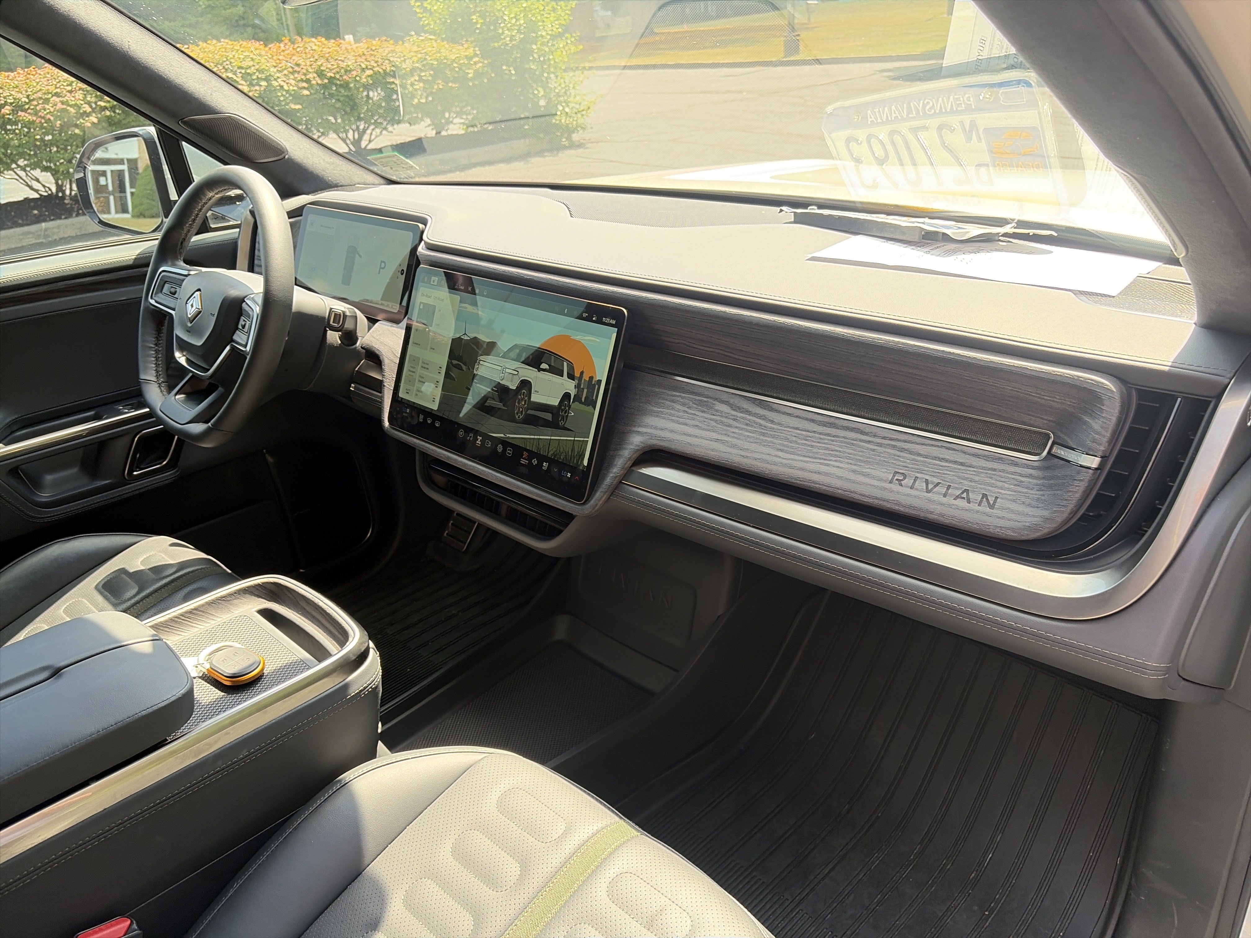 Used 2022 Rivian R1S Launch Edition AWD/4WD image 53