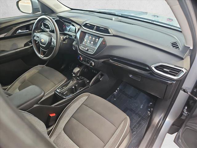 Used 2021 Chevrolet TrailBlazer LT FWD image 22