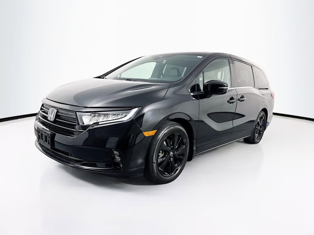 Used 2024 Honda Odyssey Sport image 3