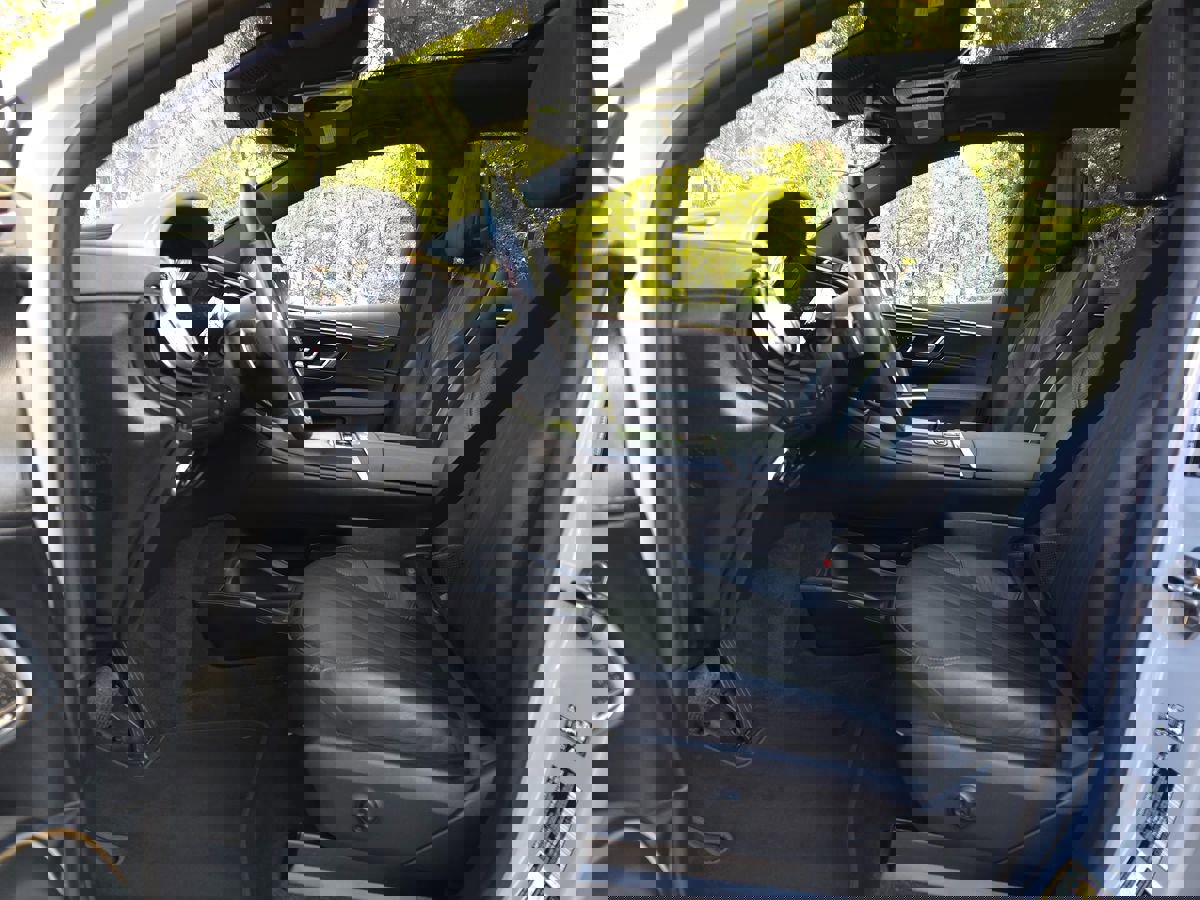 Used 2023 Mercedes-Benz EQS 580 4MATIC SUV image 11