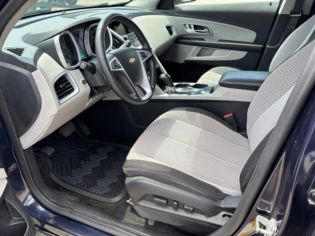 Used 2017 Chevrolet Equinox LT w/ Convenience Package AWD/4WD image 18