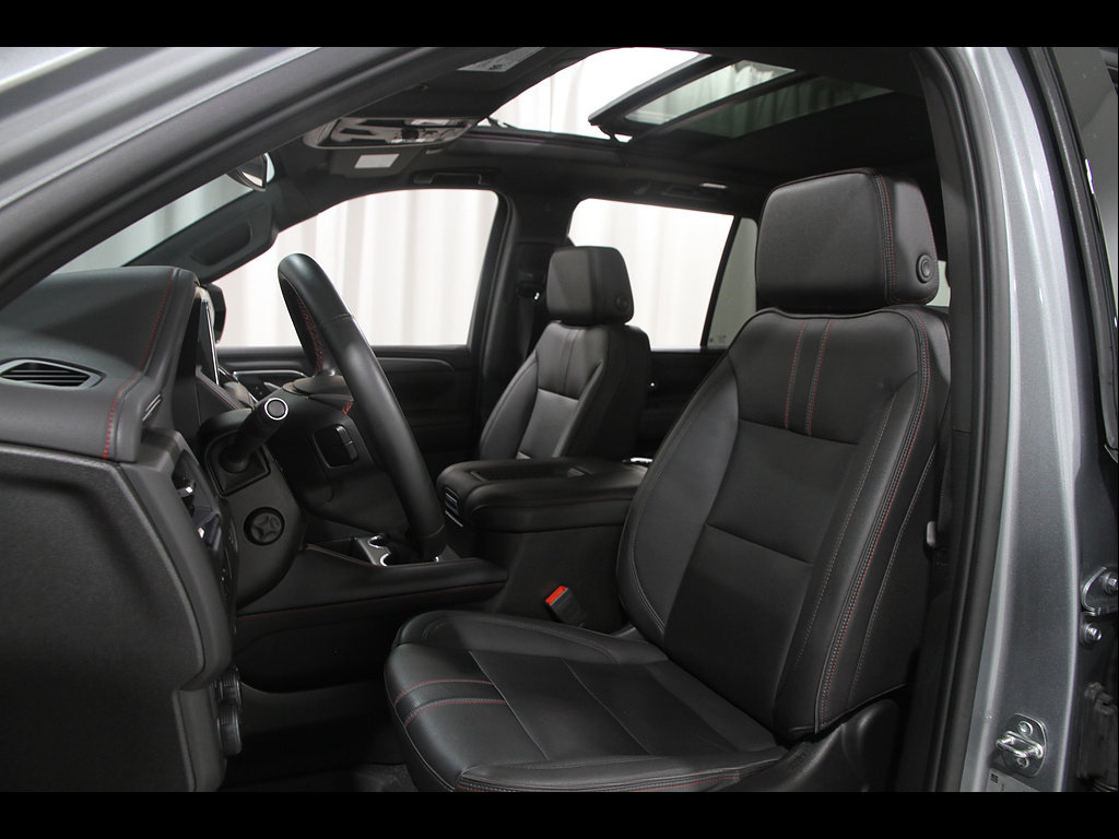 Used 2023 Chevrolet Tahoe RST w/ Luxury Package AWD/4WD image 5