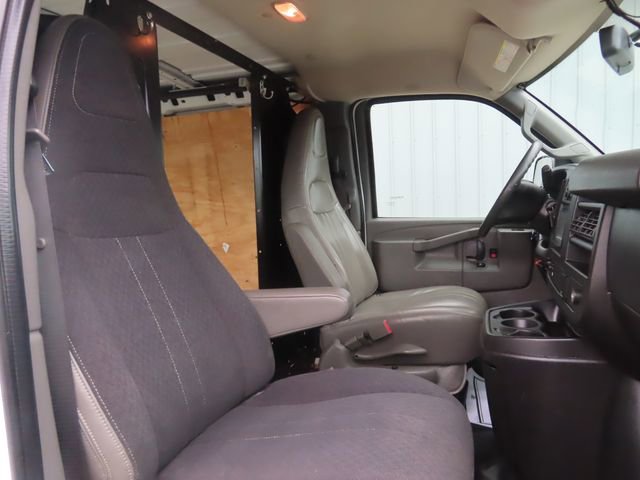 Used 2018 GMC Savana 2500 w/ Driver Convenience Package RWD image 22