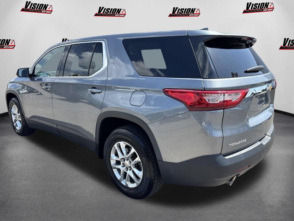 Used 2018 Chevrolet Traverse LS w/ LPO, Floor Liner Package FWD image 8