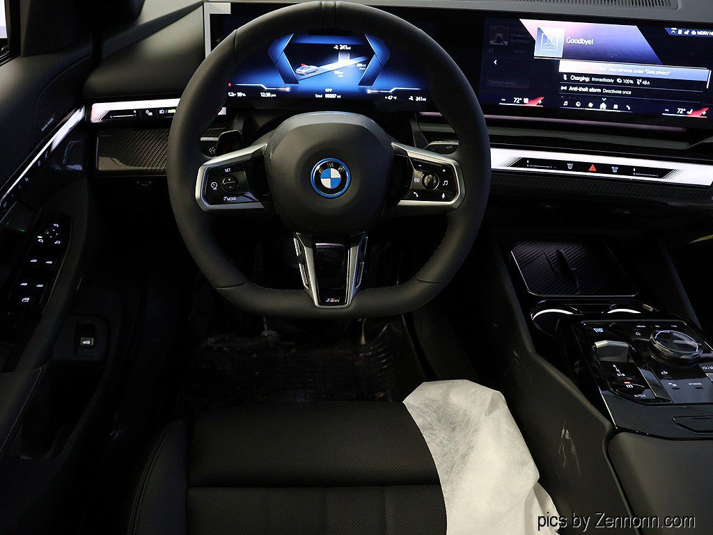 Used 2026 BMW i5 eDrive40 w/ M Sport Package AWD/4WD image 5
