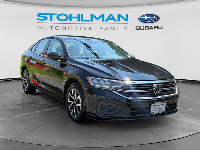 Certified 2022 Volkswagen Jetta S FWD image 3