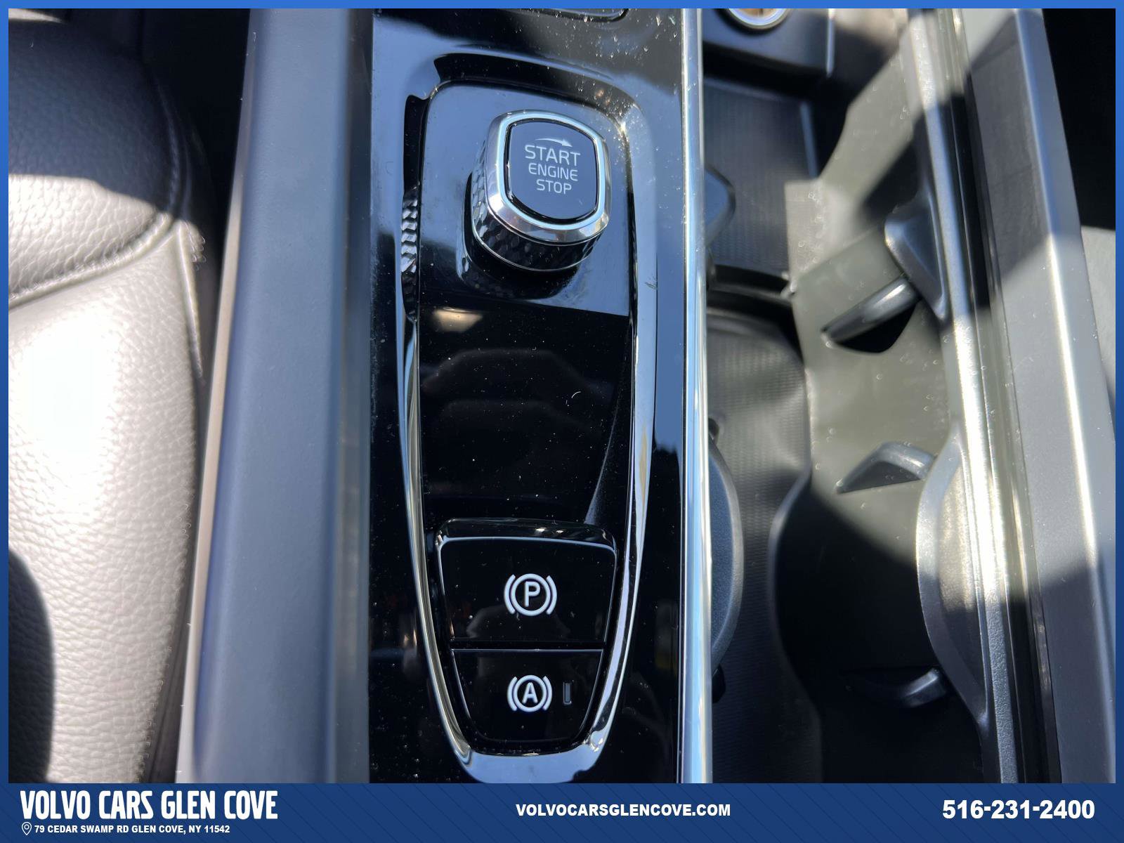 Used 2023 Volvo S60 B5 Plus w/ Climate Package image 30