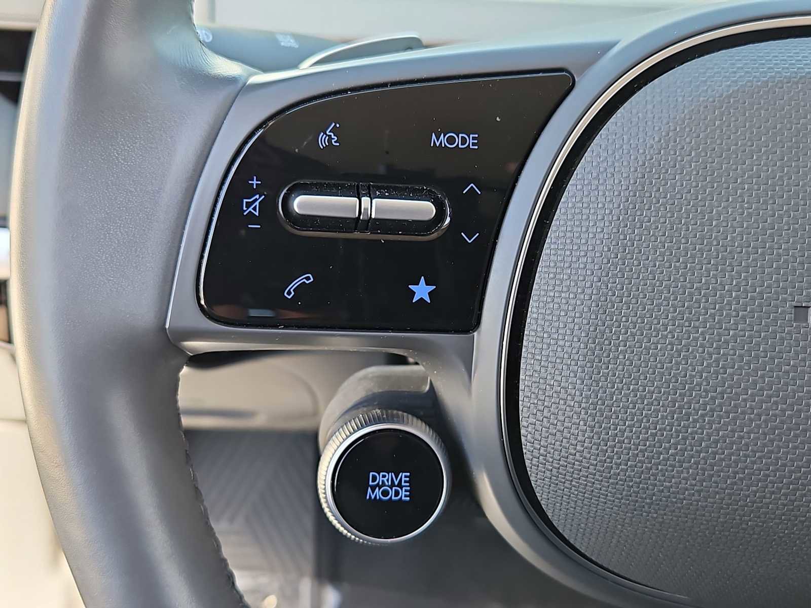 Used 2024 Hyundai Ioniq 5 SEL image 23