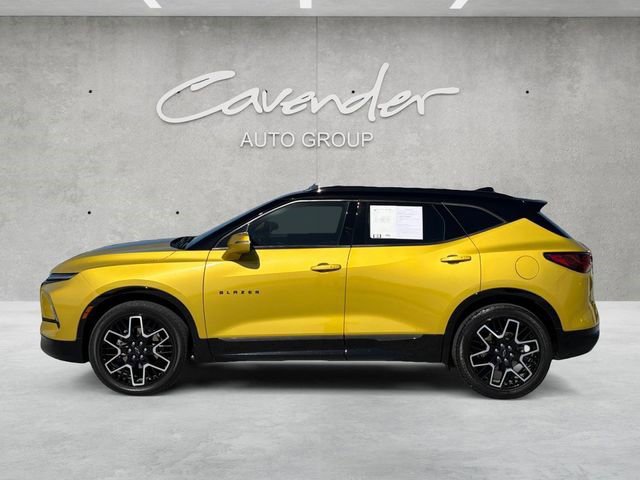 Certified 2023 Chevrolet Blazer RS w/ Driver Confidence II Package image 17