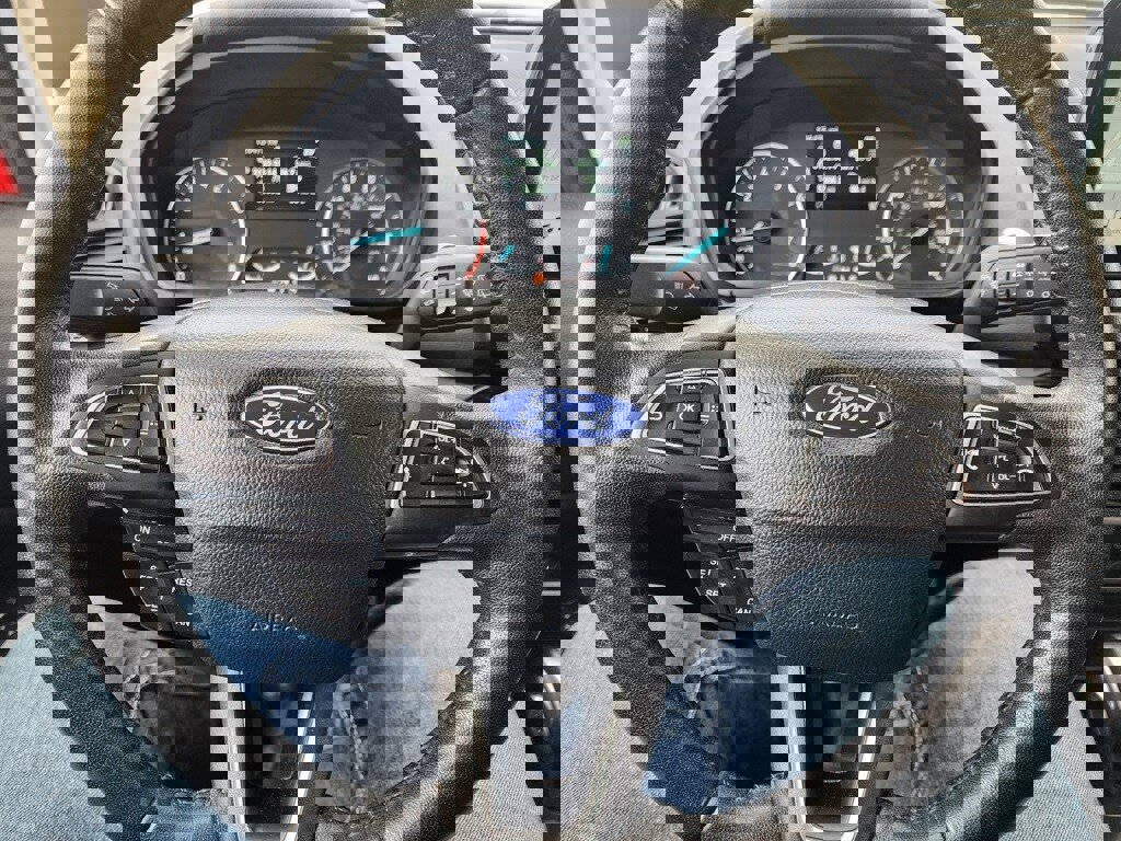 Used 2019 Ford EcoSport Titanium image 17