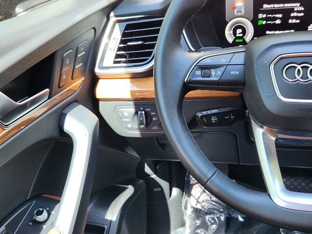 Used 2022 Audi Q5 e Premium Plus AWD/4WD image 26