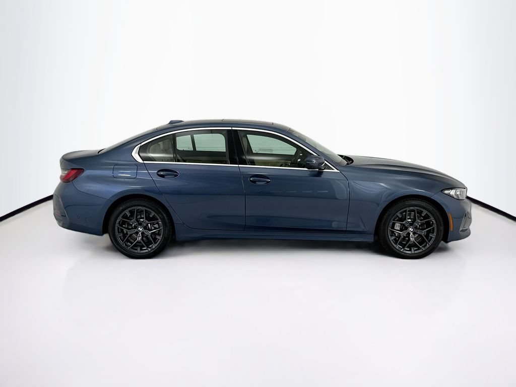 Certified 2025 BMW 330i xDrive Sedan w/ Premium Package AWD/4WD image 4