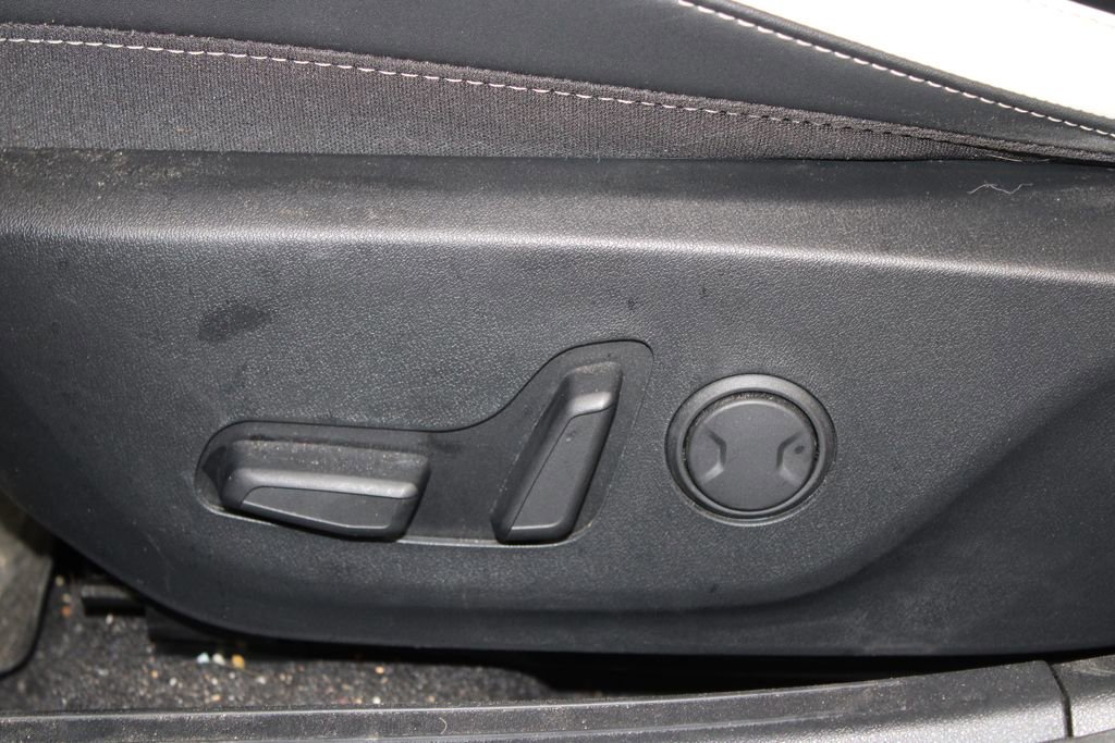 Used 2025 Kia K4 GT-Line w/ GT-Line Premium Package image 14