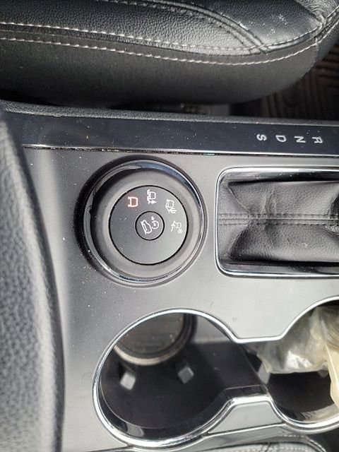 Used 2019 Ford Explorer Limited image 14