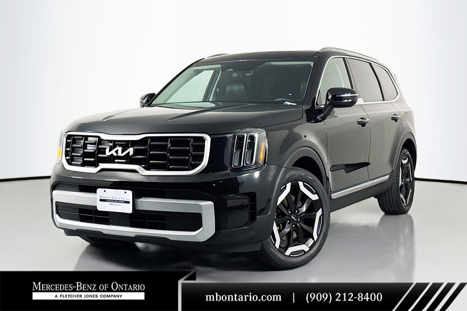 Used 2024 Kia Telluride S w/ S Sunroof Package