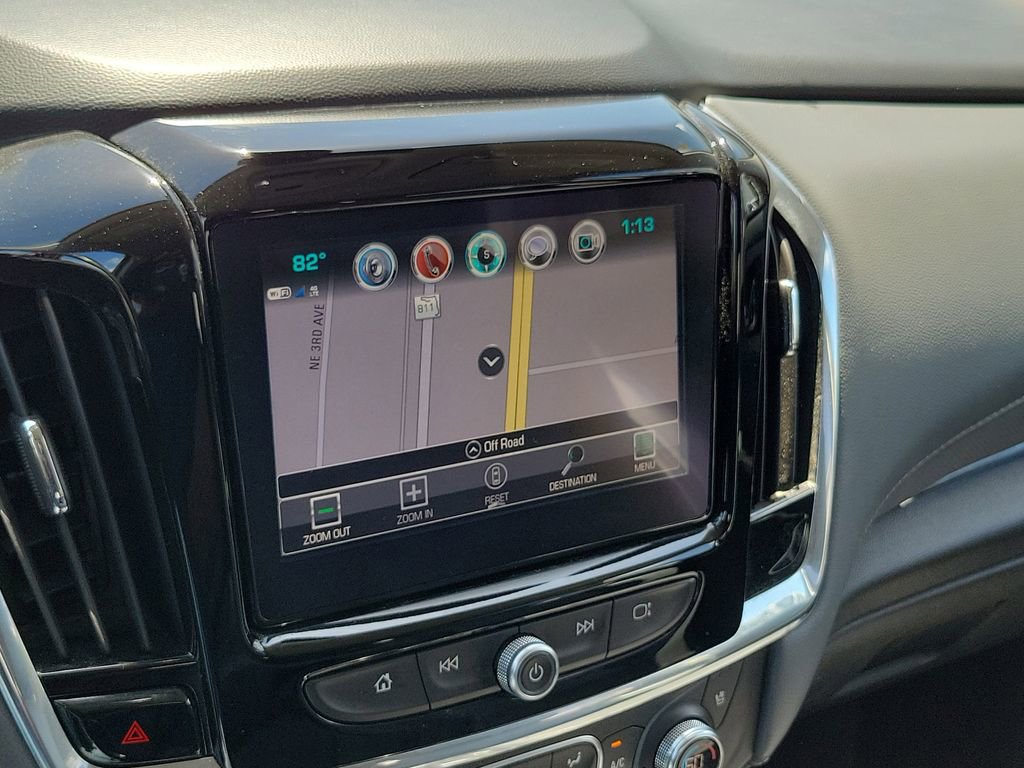 Used 2018 Chevrolet Traverse Premier w/ Driver Confidence II Package FWD image 31