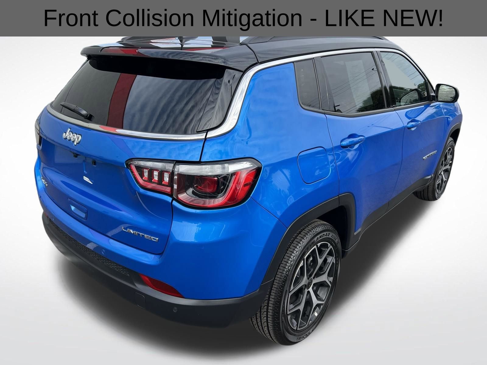 Used 2025 Jeep Compass Limited image 9