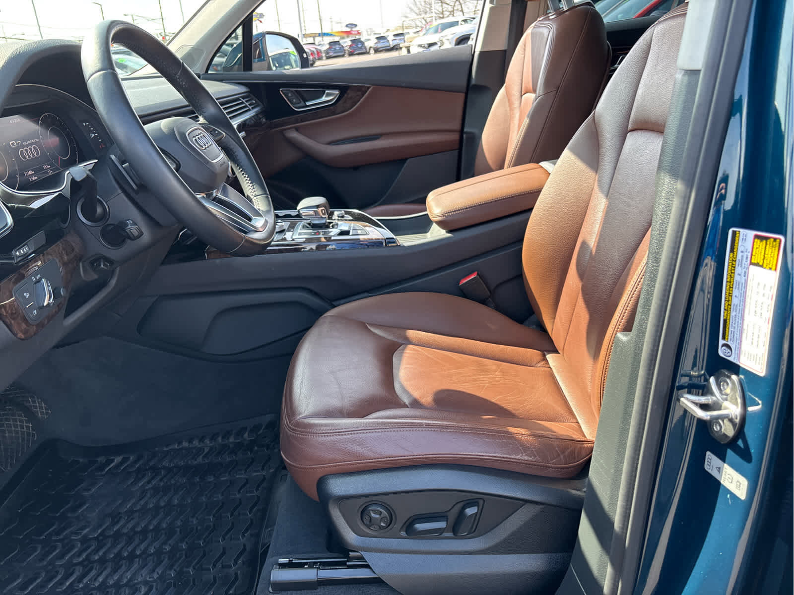 Used 2018 Audi Q7 3.0T Premium Plus w/ Premium Plus Package image 8