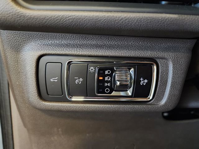 Used 2023 Lincoln Corsair FWD image 22