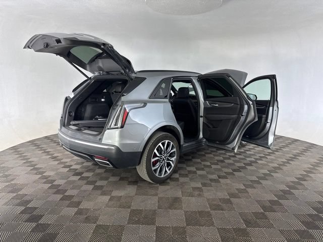 Used 2025 Cadillac XT5 Sportv w/ Technology Package AWD/4WD image 17