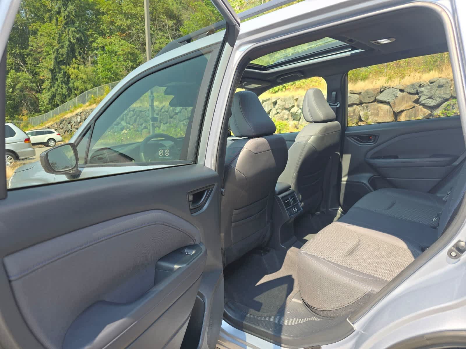 Certified 2025 Subaru Forester Premium AWD/4WD image 23
