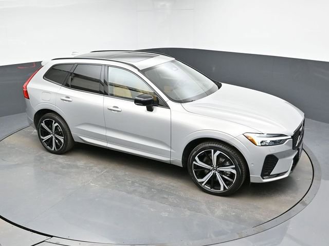 Used 2023 Volvo XC60 B6 Ultimate w/ Climate Package image 38