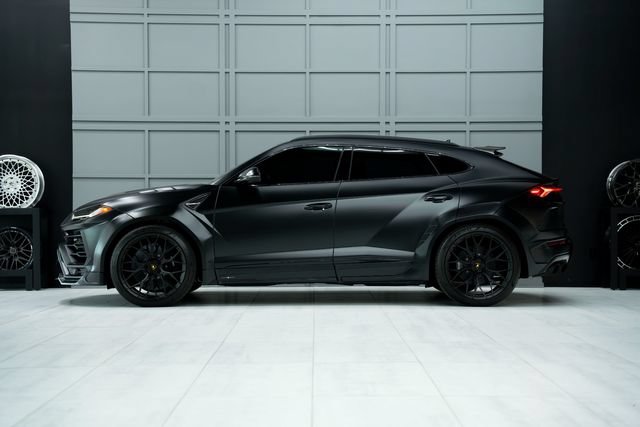 Used 2021 Lamborghini Urus AWD/4WD image 17