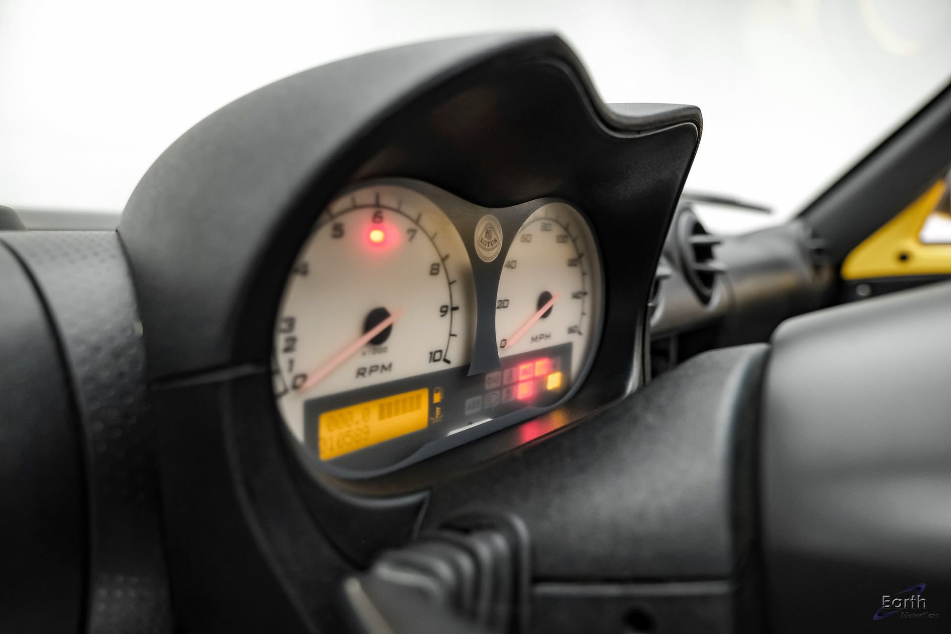 Used 2005 Lotus Elise RWD image 46