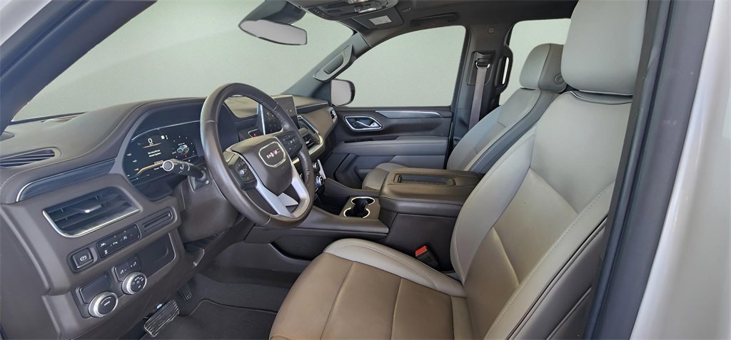 Used 2023 GMC Yukon SLT image 15