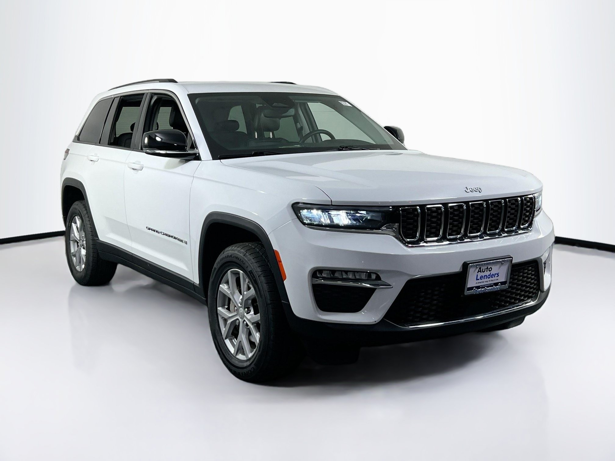 Used 2022 Jeep Grand Cherokee Limited AWD/4WD image 3