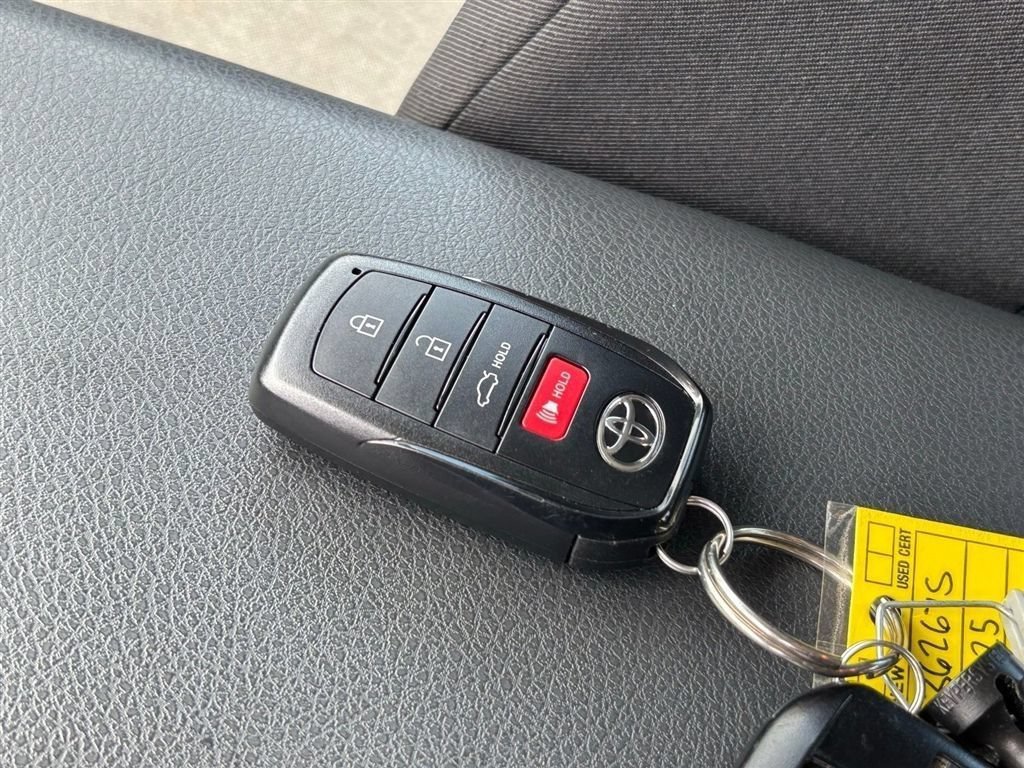 Used 2025 Toyota Camry LE FWD image 27