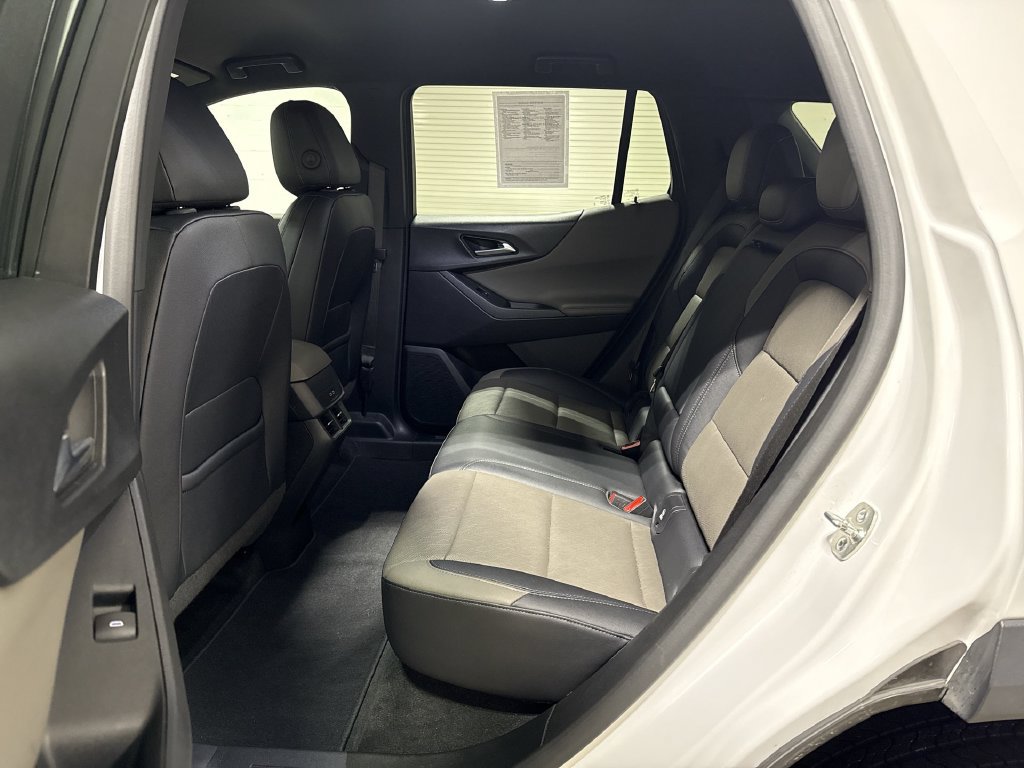 Used 2025 Chevrolet Equinox LT w/ Convenience Package II AWD/4WD image 23