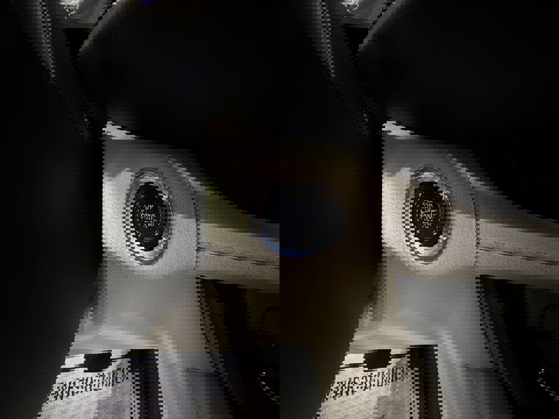 Used 2023 Buick Envision Avenir image 17