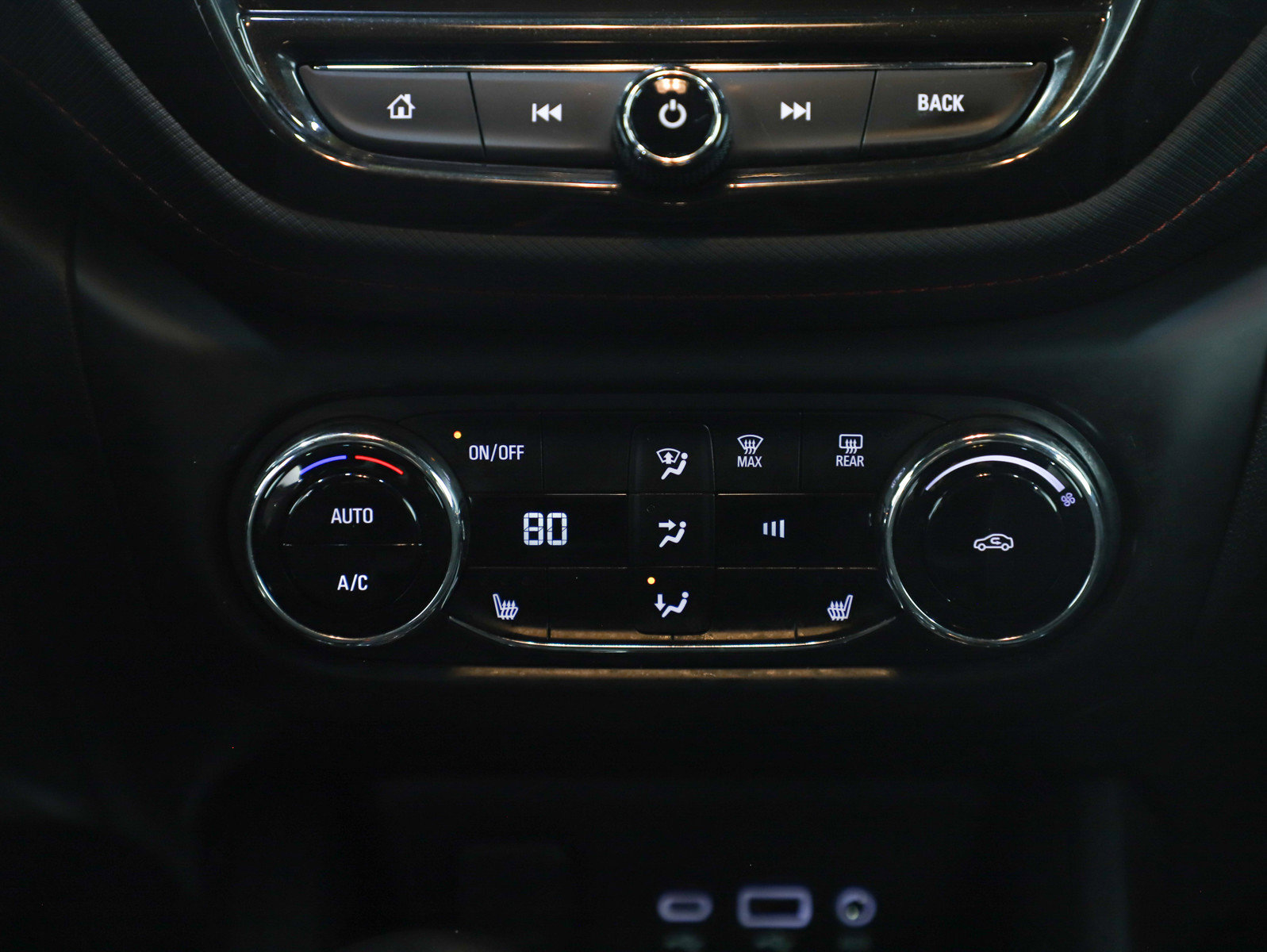 Used 2023 Chevrolet TrailBlazer RS w/ Convenience Package image 18