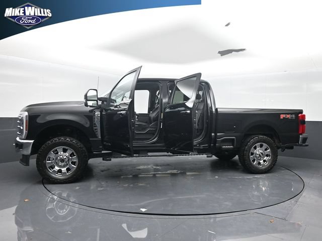 Certified 2024 Ford F250 Lariat w/ Chrome Package AWD/4WD image 28