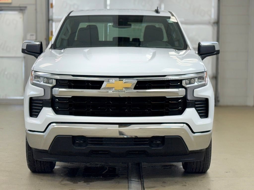 New 2026 Chevrolet Silverado 1500 LT AWD/4WD image 2