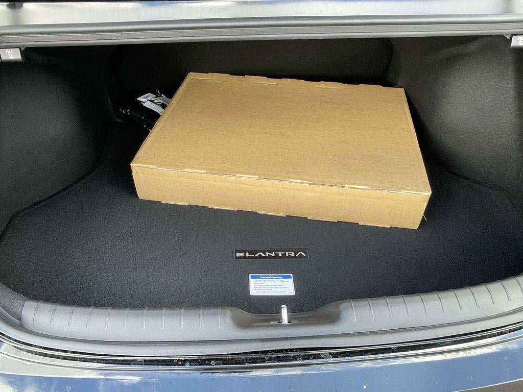 New 2026 Hyundai Elantra SE image 25