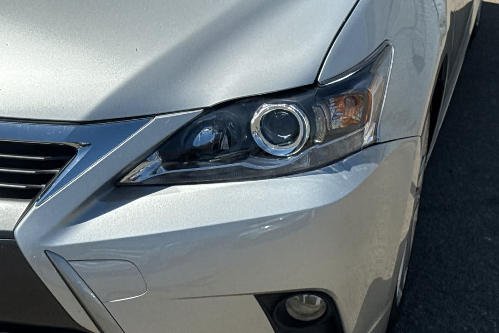 Used 2014 Lexus CT 200h FWD image 14