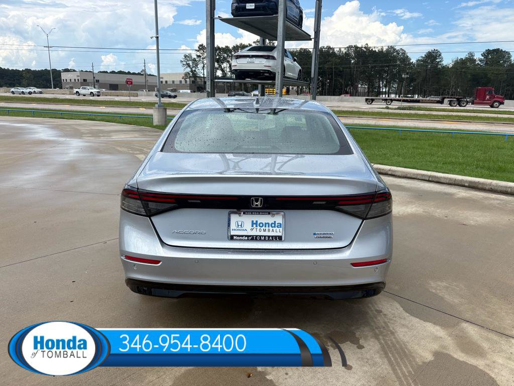 New 2026 Honda Accord Hybrid Touring image 5