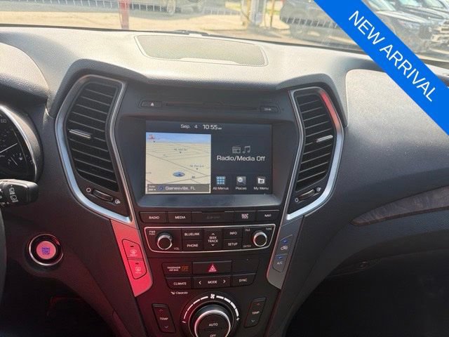 Used 2018 Hyundai Santa Fe Sport FWD image 17