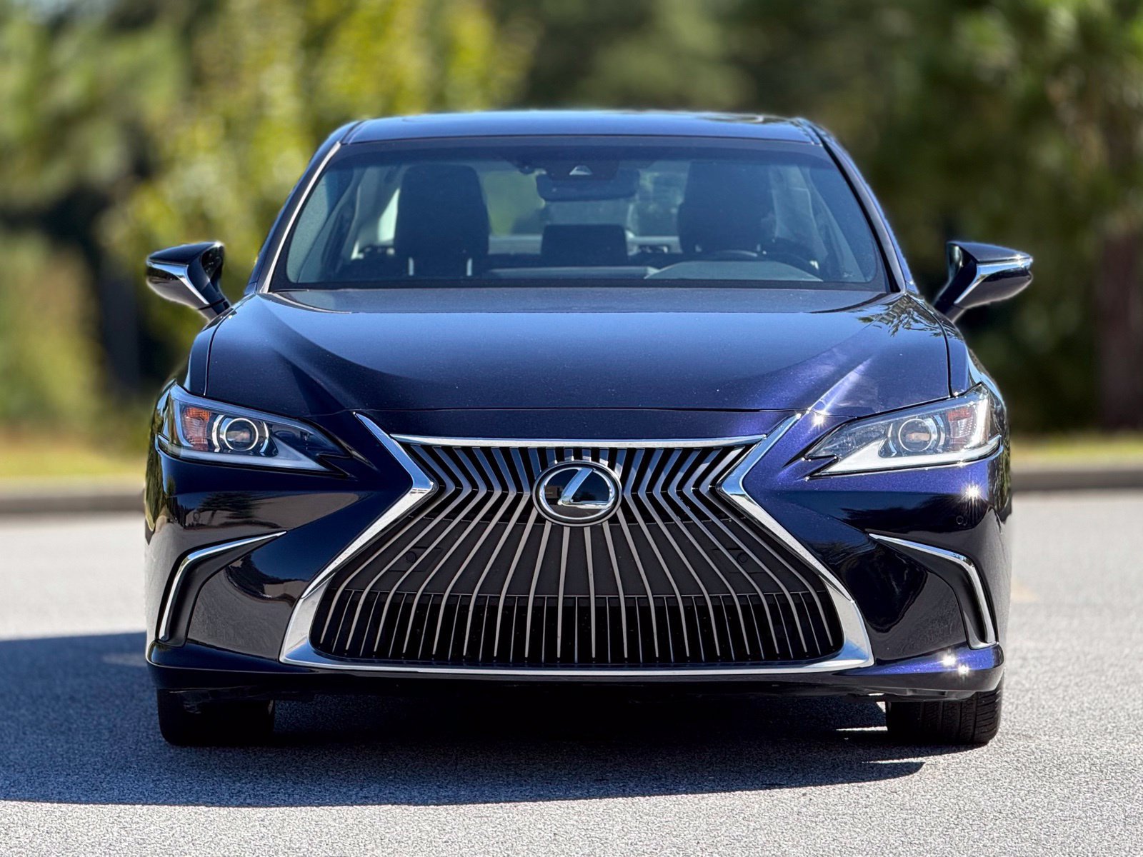Used 2019 Lexus ES 350 w/ Premium Package FWD image 3