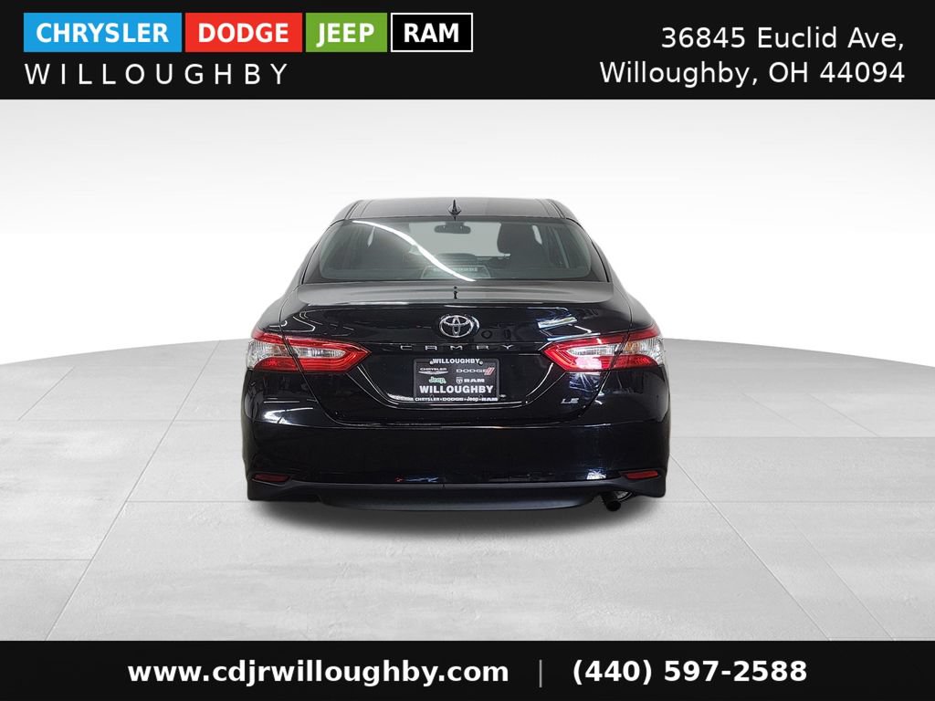 Used 2019 Toyota Camry LE FWD image 8