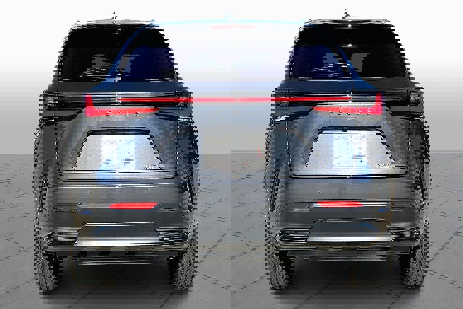 Certified 2025 Lexus NX 250 FWD w/ Premium Package image 4