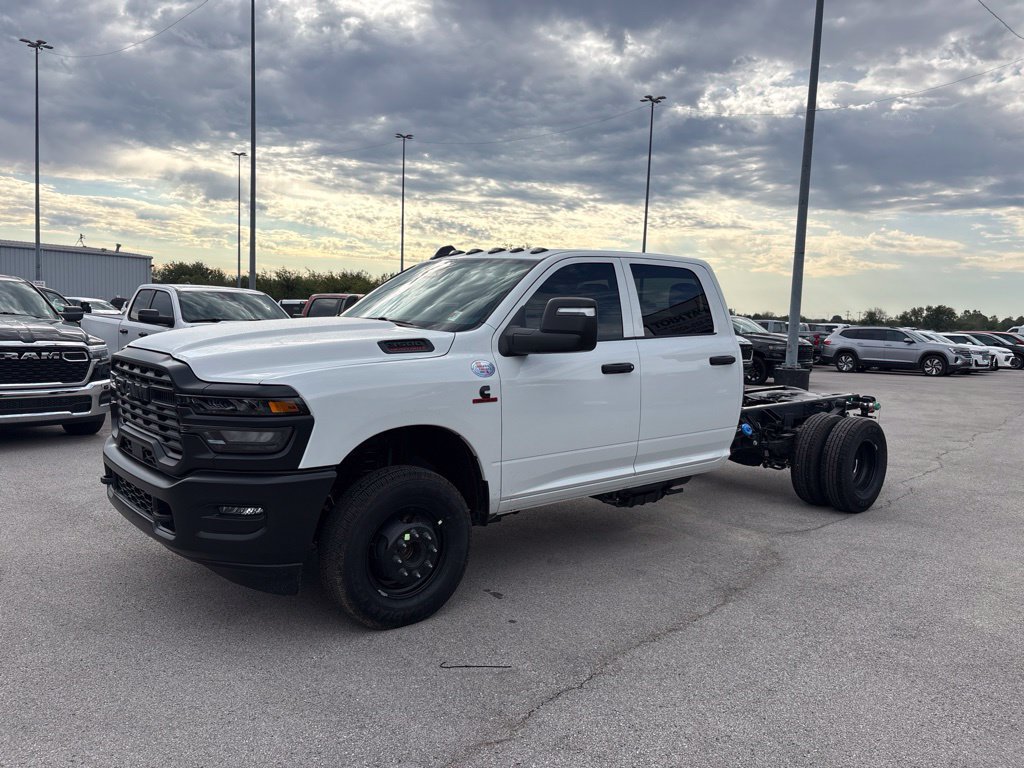 New 2027 RAM 3500 Tradesman AWD/4WD image 32