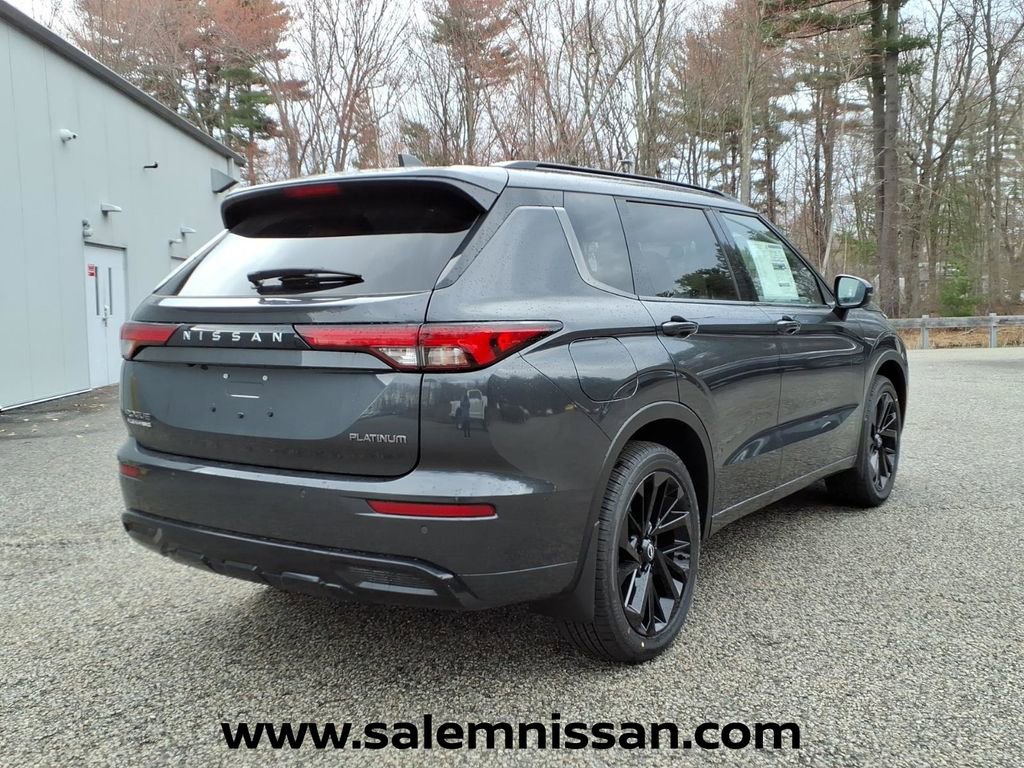 New 2026 Nissan Rogue Platinum image 7