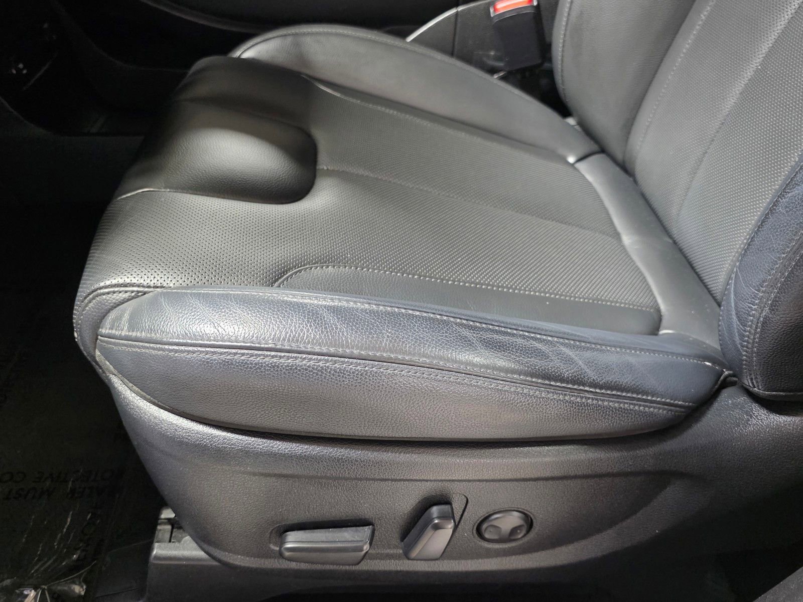 Used 2022 Hyundai Palisade SEL w/ 8P Bench Seat Package FWD image 24