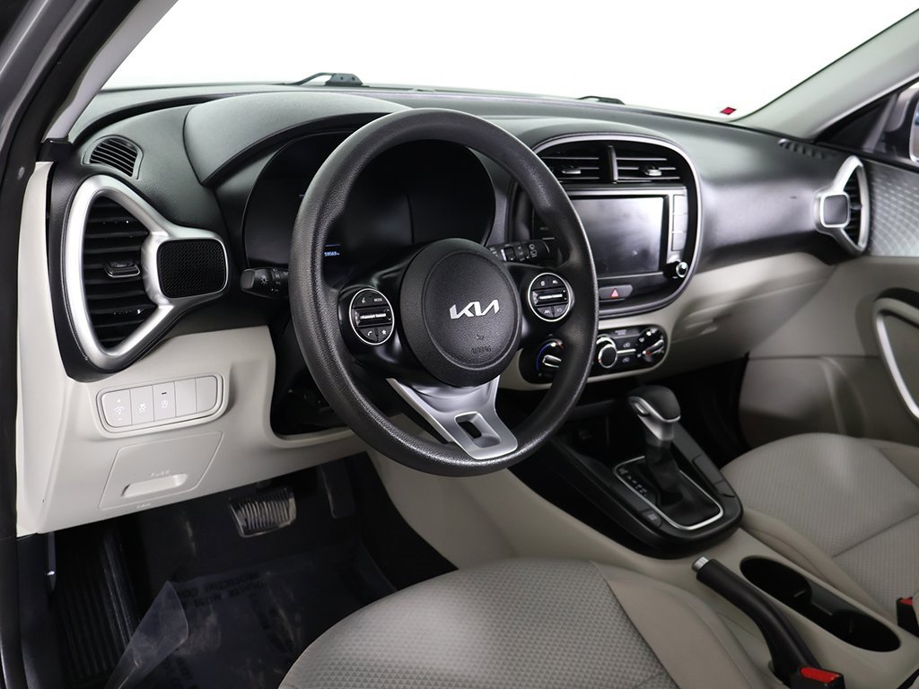 Used 2023 Kia Soul LX w/ LX Technology Package image 25