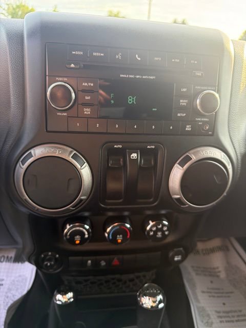 Used 2016 Jeep Wrangler Sport w/ Quick Order Package 24S AWD/4WD image 18