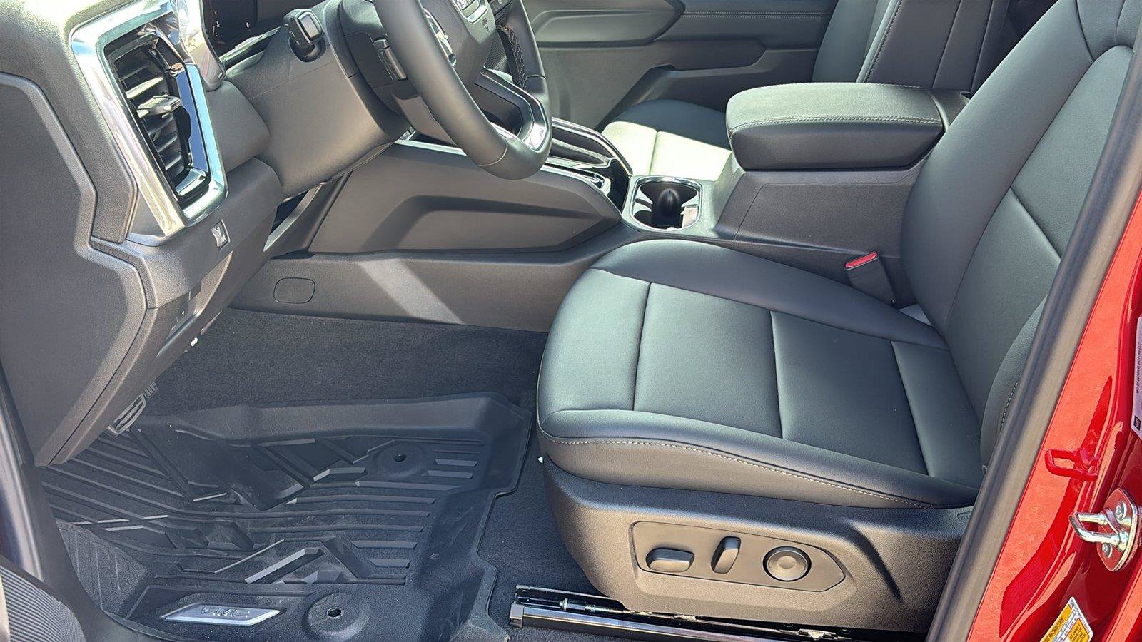 New 2026 GMC Canyon Elevation w/ Convenience Package RWD image 15
